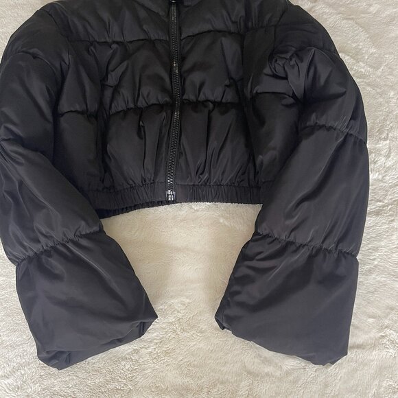 H&M Women's Black Puffer Jacket Size: L - Picture 5 of 12